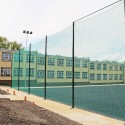 Piłkochwyt 4m - Siatkowy zestaw piłkochwytów, wysokość 4m, z słupami i siatką o oczkach 8x8cm oraz grubości 5mm Piłkochwyt 4m - Siatkowy zestaw piłkochwytów, wysokość 4m, z słupami i siatką o oczkach 8x8cm oraz grubości 5mm