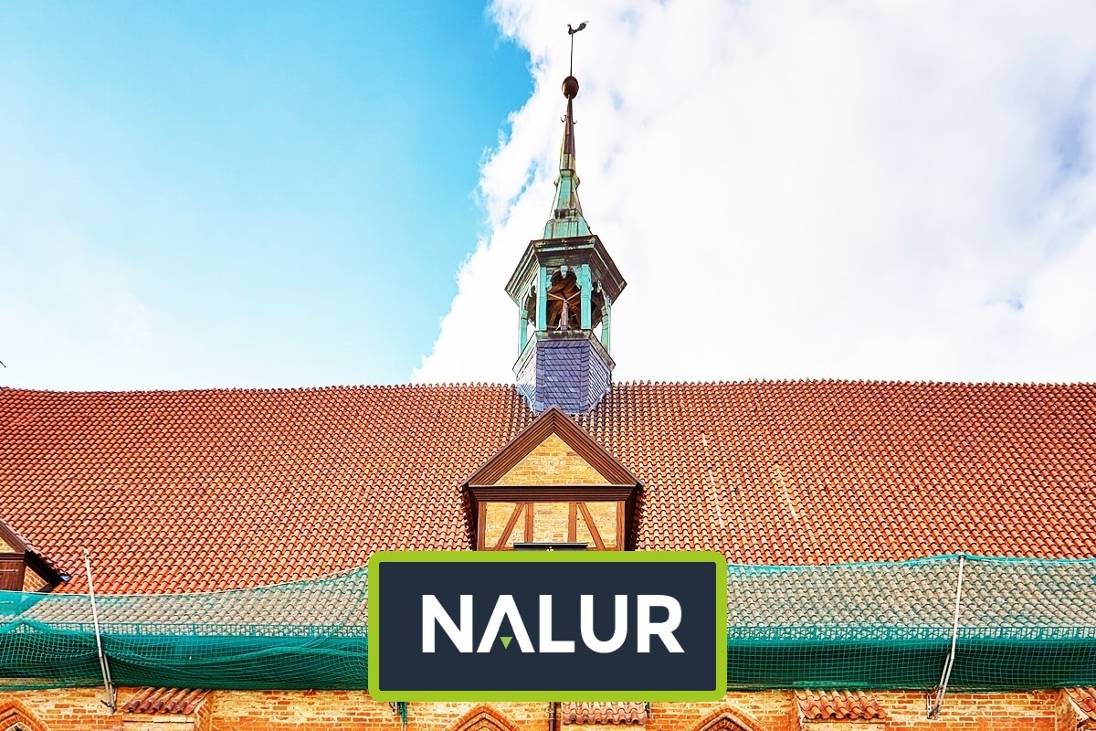   Nalur - Siatka na rusztowanie   Zabezpieczenie rusztowania siatką 
