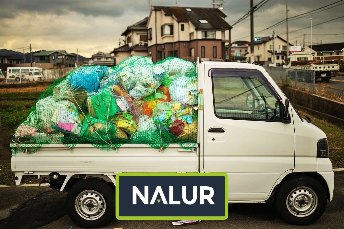   Nalur - Płki do busa z siatki   Zabezpieczenie półek w busie siarką 