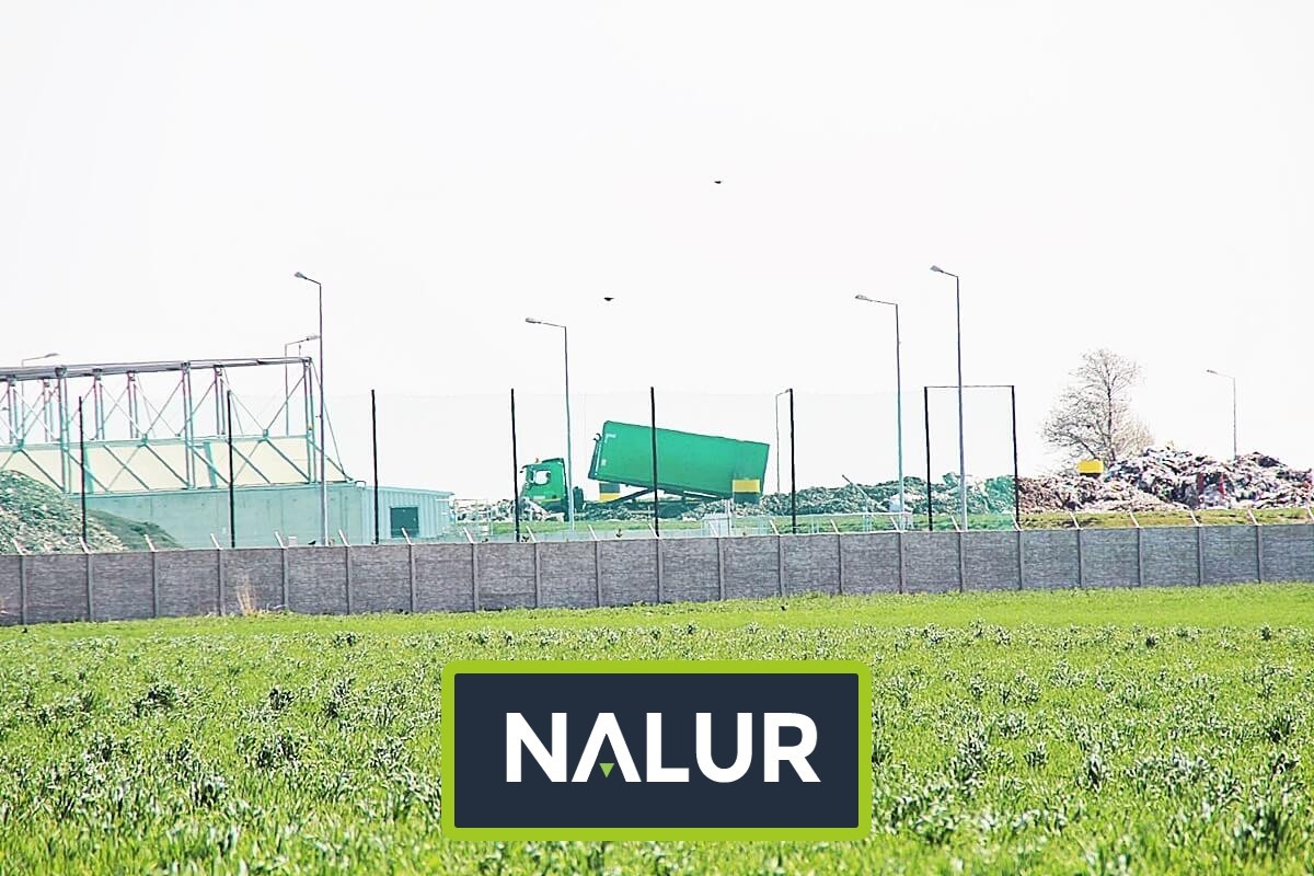 Siatka polipropylenowa odporna na warunki zewnętrzne, o wymiarach 4,5x4,5 m i grubości 5mm Nalur - Siatka polipropylenowa odporna na warunki zewnętrzne, o wymiarach 4,5x4,5 m i grubości 5mm
