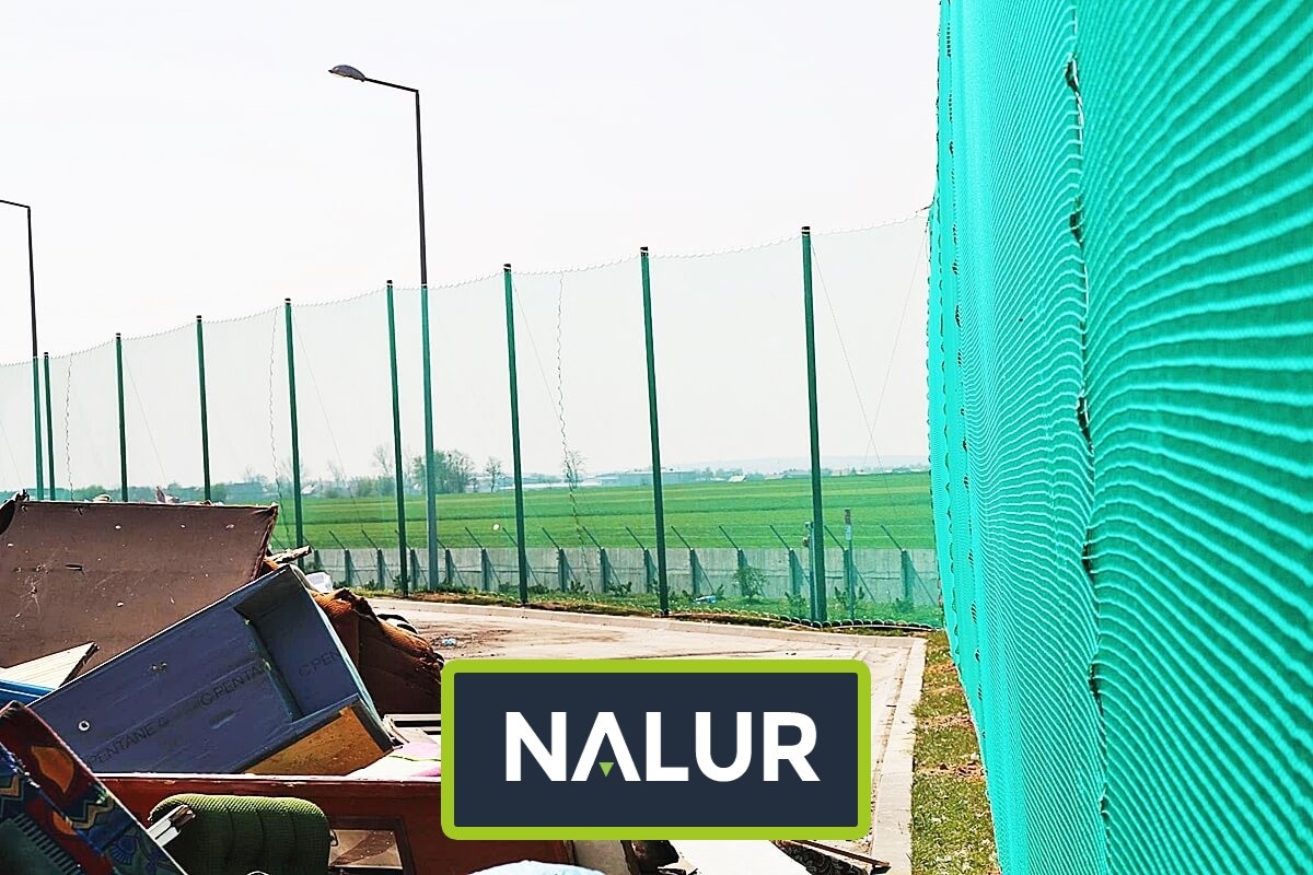   Nalur - Zabezpieczenie półek na regale w magazynie   Siatka na półki magazynowe 