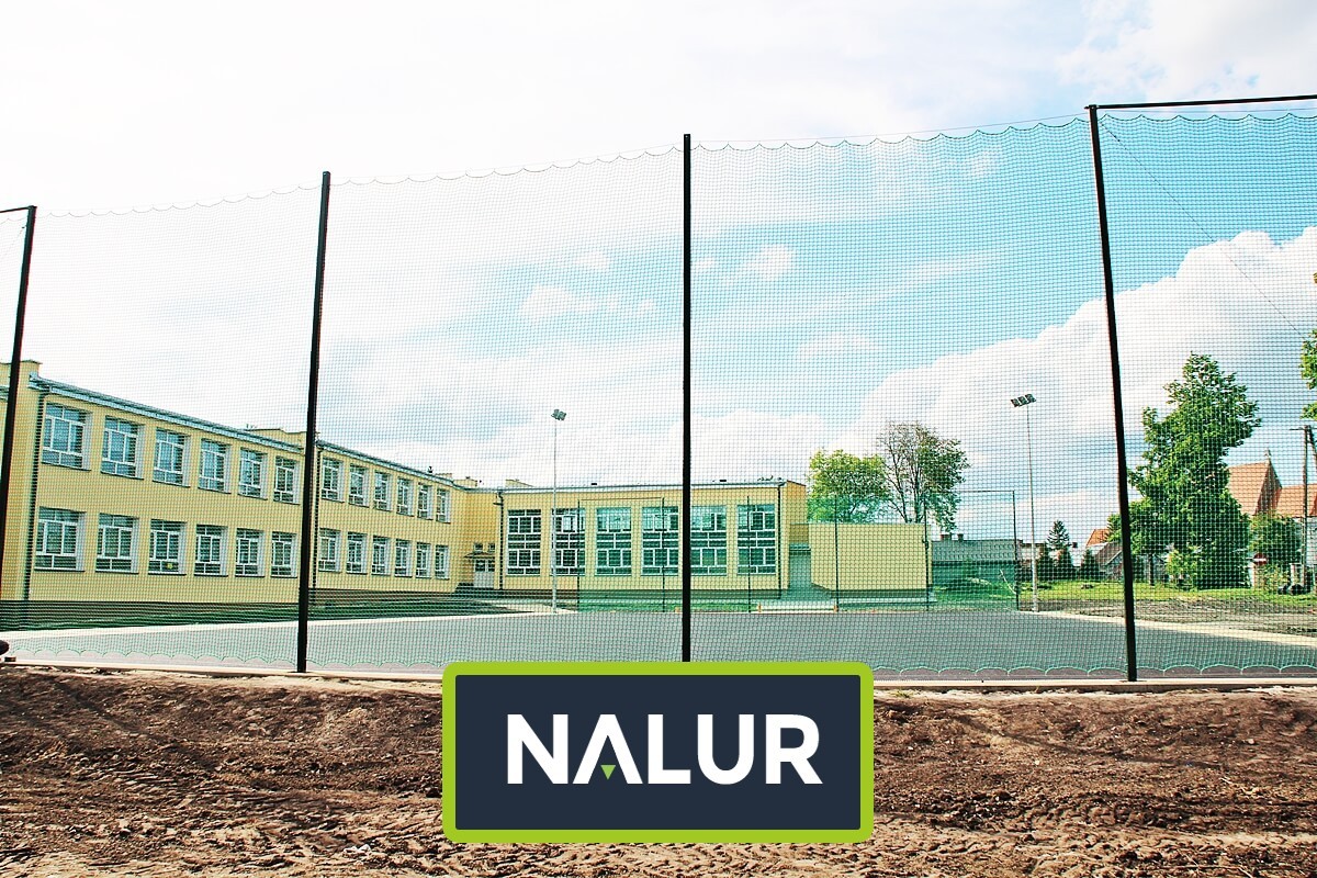   Nalur - Siatka zabezpieczająca do łapania piłek — idealna dla boisk piłkarskich 