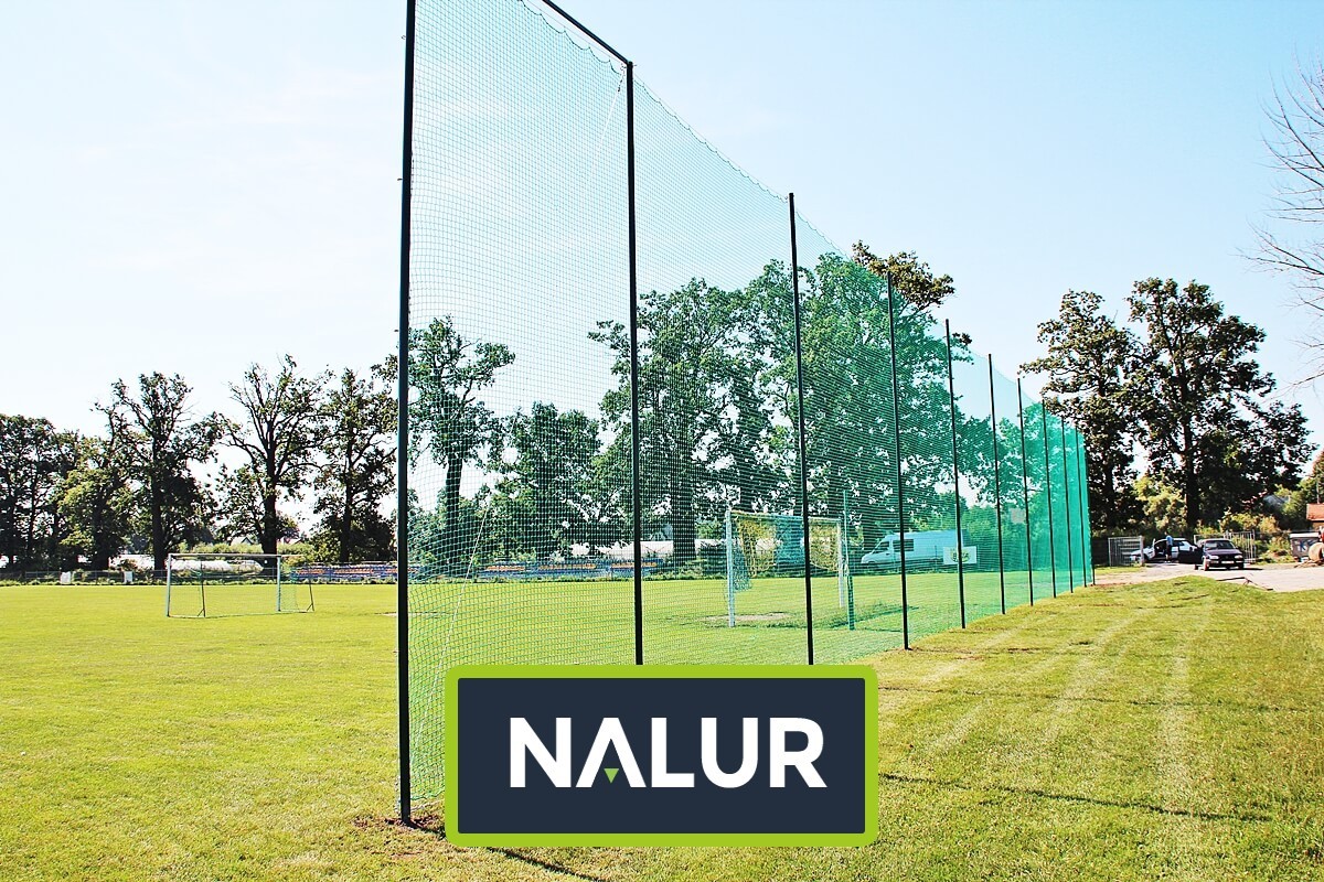   Nalur - Przeznaczone dla miłośników piłki nożnej — Siatkowe ogrodzenie boiskowe 