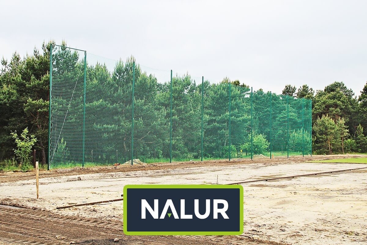 Siatki zabezpieczające do gier z piłką w szkołach Nalur - Siatki zabezpieczające do gier z piłką w szkołach