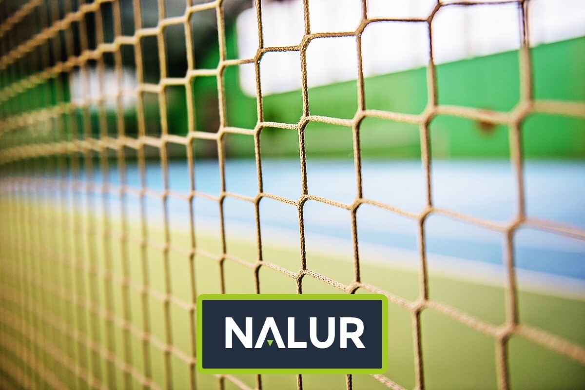 Bezpieczne siatki zabezpieczające sufit w halach sportowych Nalur - Bezpieczne siatki zabezpieczające sufit w halach sportowych