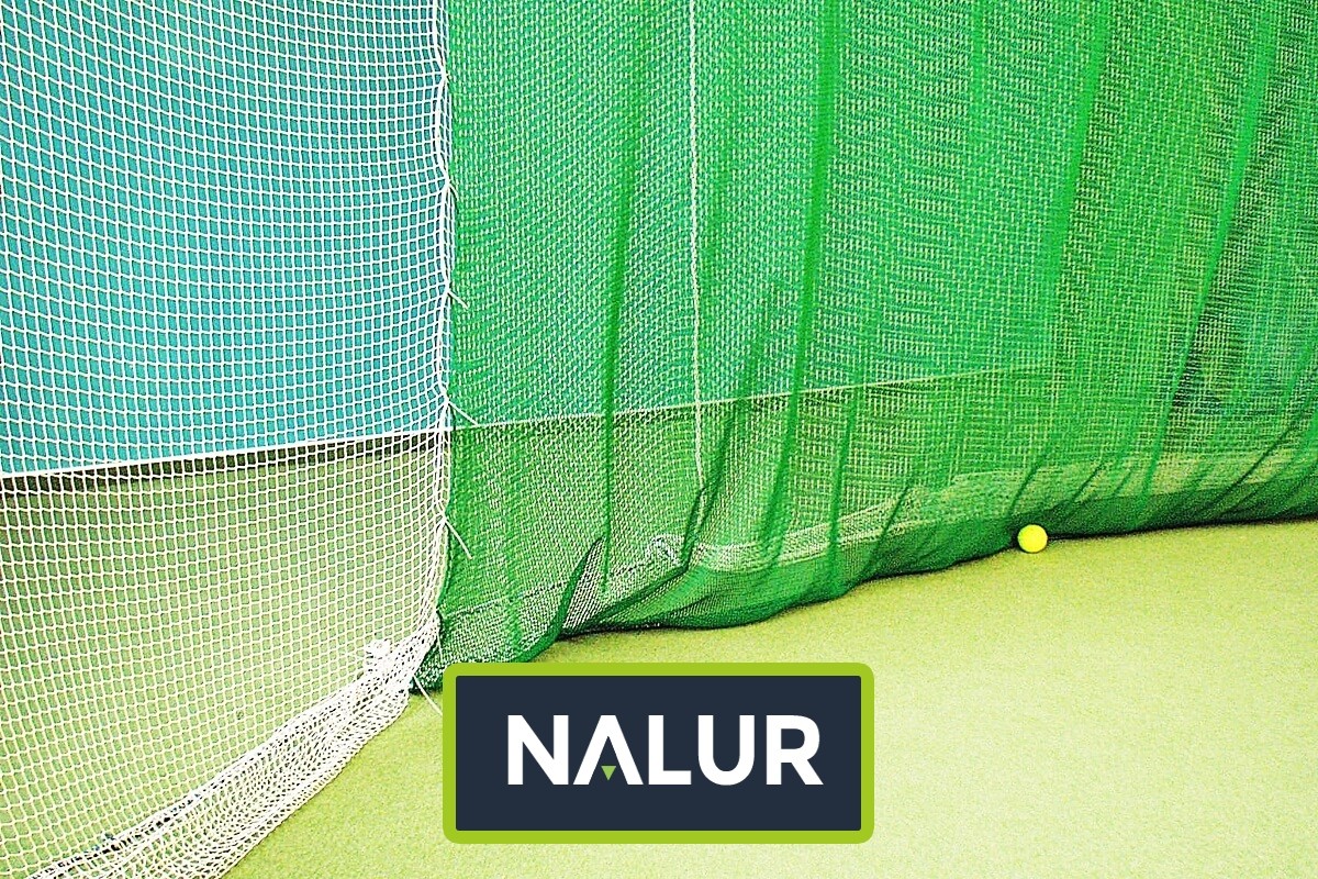 Zabezpieczenie na hale sportowe z siatki Osłona z siatki w hali sportowej Nalur - Zabezpieczenie na hale sportowe z siatki Osłona z siatki w hali sportowej
