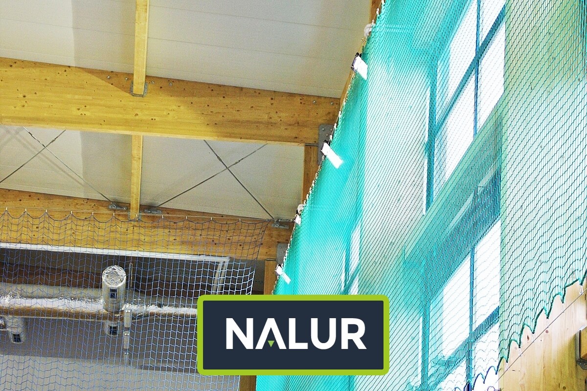 Zabezpieczenie na hale sportowe z siatki Osłona z siatki w hali sportowej Nalur - Zabezpieczenie na hale sportowe z siatki Osłona z siatki w hali sportowej