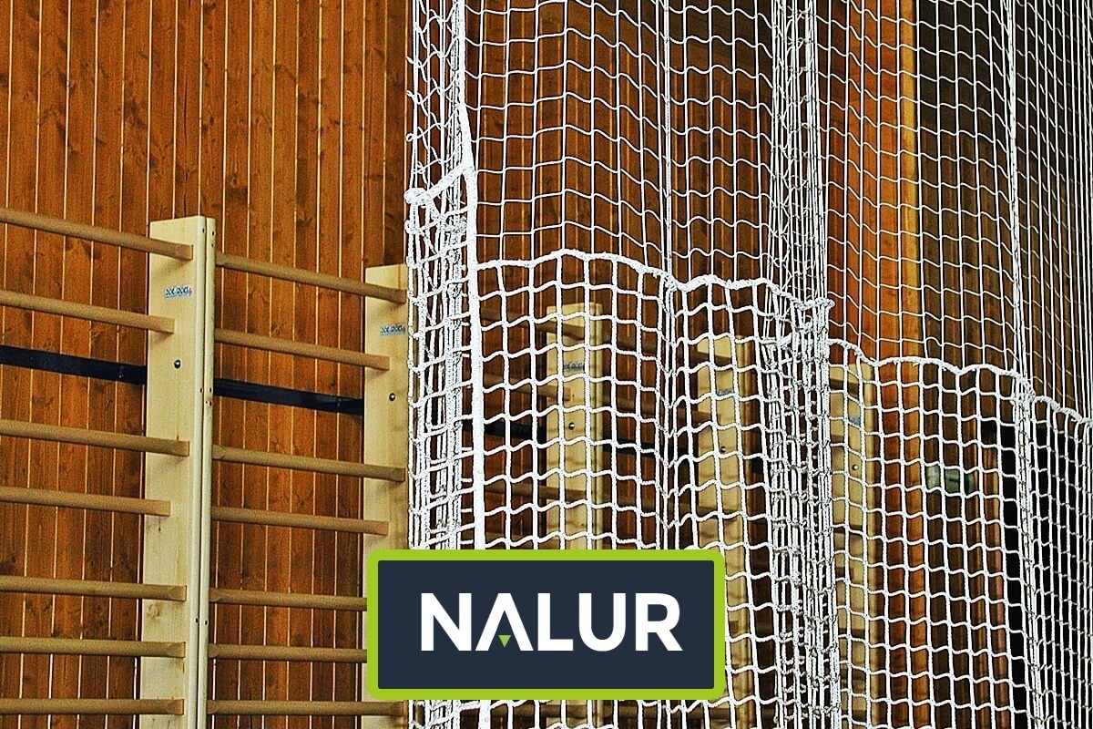 Zabezpieczenie na hale sportowe z siatki Osłona z siatki w hali sportowej Nalur - Zabezpieczenie na hale sportowe z siatki Osłona z siatki w hali sportowej