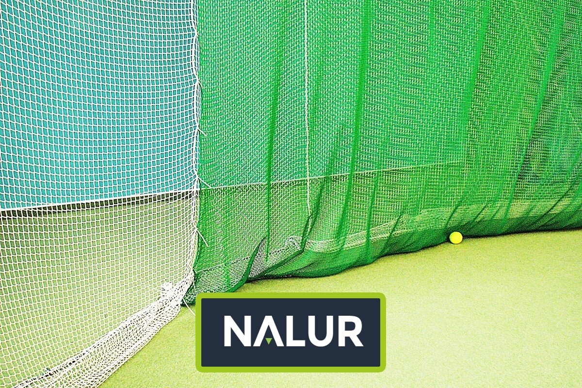Bezpieczne osłony z siatki do zabezpieczania w hali sportowej Nalur - Bezpieczne osłony z siatki do zabezpieczania w hali sportowej