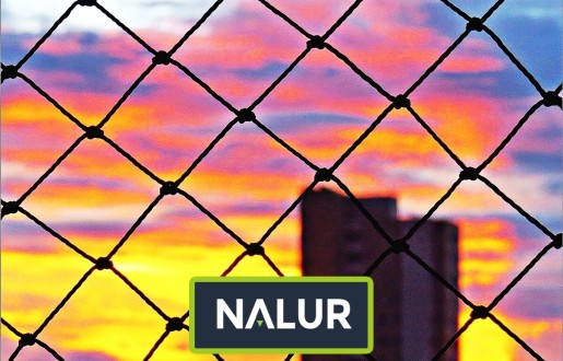 Siatka na antresole Pionowe zabezpieczenie przed upadkiem z antresoli Nalur - Siatka na antresole Pionowe zabezpieczenie przed upadkiem z antresoli