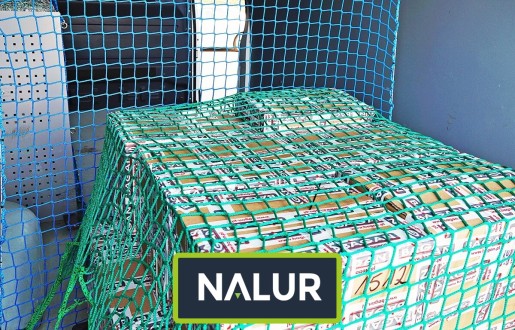 Półki z siatki do busa z oczkami 8x8 cm i grubością sznurka 5mm Nalur - Półki z siatki do busa z oczkami 8x8 cm i grubością sznurka 5mm