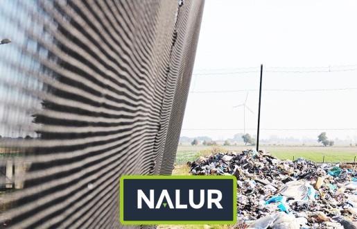   Nalur - Magazyn: półki z siatki do składowania   Nowy sposób przechowywania: podwieszane siatki w halach i magazynach. 