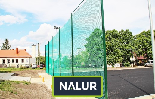   Nalur - Siatka z drobnym oczkiem — doskonała ochrona dla Twojego boiska 