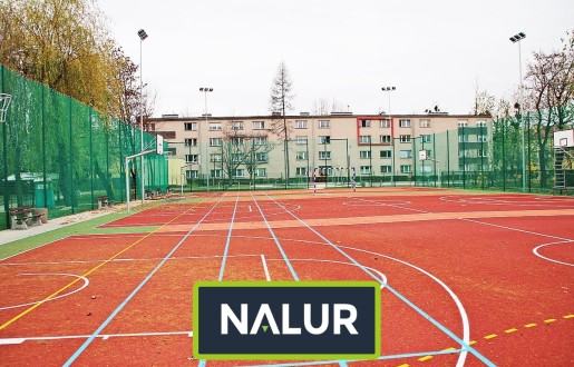 Piłkochwyt 4m - Słupy i siatka z oczkami 4,5x4,5cm o grubości 3mm do piłkochwytu Nalur - Piłkochwyt 4m - Słupy i siatka z oczkami 4,5x4,5cm o grubości 3mm do piłkochwytu