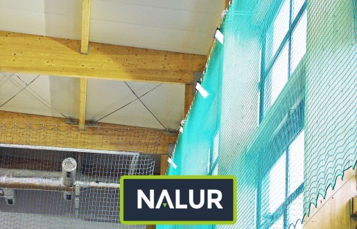 Siatkowe zabezpieczenie sportowe do montażu na suficie Nalur - Siatkowe zabezpieczenie sportowe do montażu na suficie